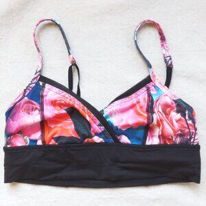 Lululemon Women 4 Ujjayi Bra in Secret Garden Black